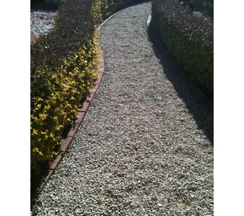 Robert's Home & Garden Maintenance - Wyreema, QLD