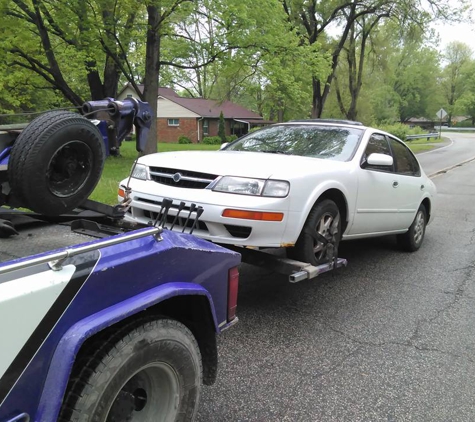 C & M Towing and Recovery LLC - Indianapolis, IN