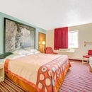 Super 8 by Wyndham San Antonio/Fiesta - Motels