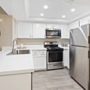The Oaks Apartments - Apartments