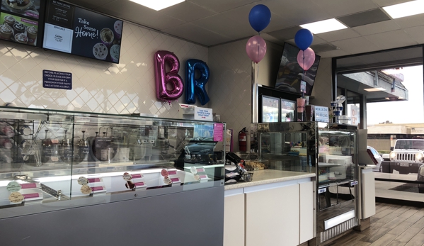 Baskin-Robbins - Newhall, CA. It’s the BR