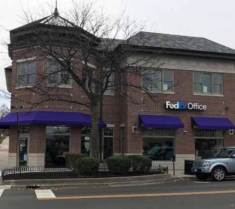 FedEx Office Print & Ship Center - Hinsdale, IL