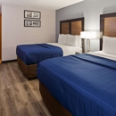 Ramada by Wyndham Cedar Rapids South - Hotels