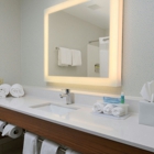 Holiday Inn Express & Suites Magnolia-Lake Columbia by IHG