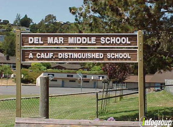 Del Mar Middle - Belvedere Tiburon, CA