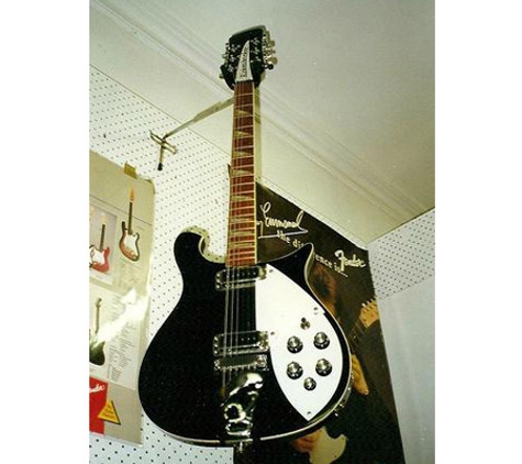 Guitars & Things - Frankston, VIC