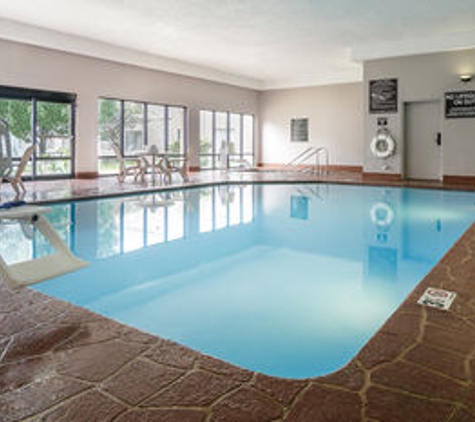 Radisson Hotel & Conference Center Coralville - Iowa City - Coralville, IA