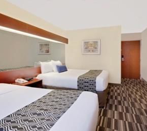 Microtel Inn & Suites by Wyndham Middletown - Middletown, NY