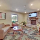 Cobblestone Hotel and Suites - Waynesboro - Lodging