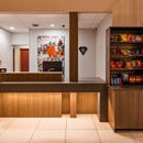 Best Western Plus New Cumberland Inn & Suites - Hotels