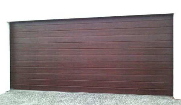 Supreme Garage Door Services - Holland Park, QLD
