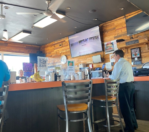 Airport Cafe & Liquors - Miami Springs, FL