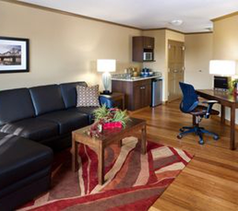 Clubhouse Hotel & Suites - Pierre, SD