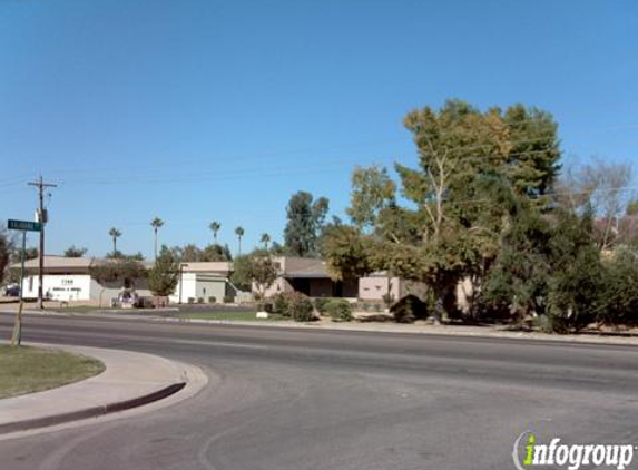 Adobe Animal Hospital - Scottsdale, AZ