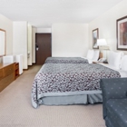 Days Inn by Wyndham Iron Mountain