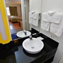 Studio 6 - Hotels