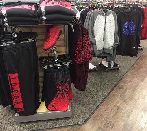 Hibbett Sports - Henderson, KY