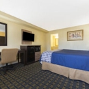 Days Inn by Wyndham Tonawanda/Buffalo - Hotels