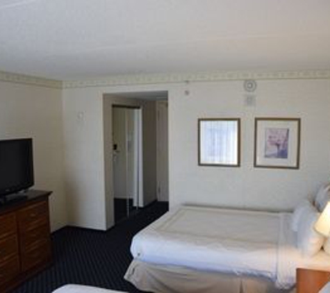 Lafayette Park Hotel & Suites - Trenton, NJ