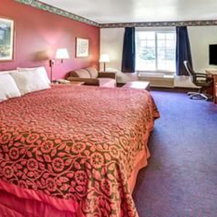 Days Inn & Suites-Gresham - Gresham, OR