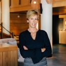 Leslie Thompson, REALTOR | Compass - Real Estate Agents