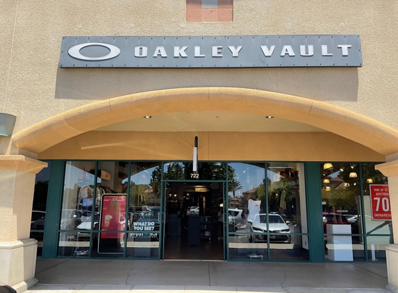 Oakley Vault - Camarillo, CA