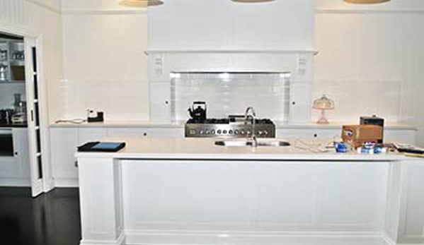 D & S Cabinets