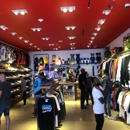 Round Two Vintage Miami - Shopping Centers & Malls