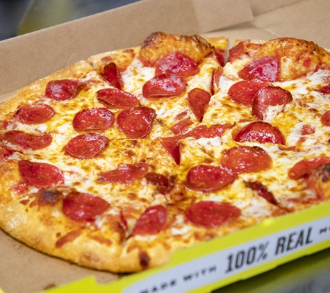 Hungry Howies Pizza - Bakersfield, CA