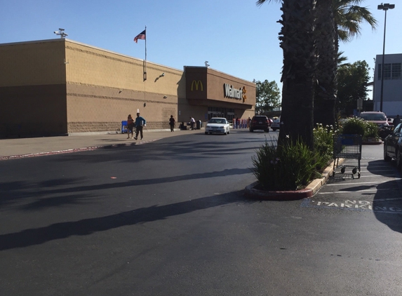 Walmart - San Leandro, CA