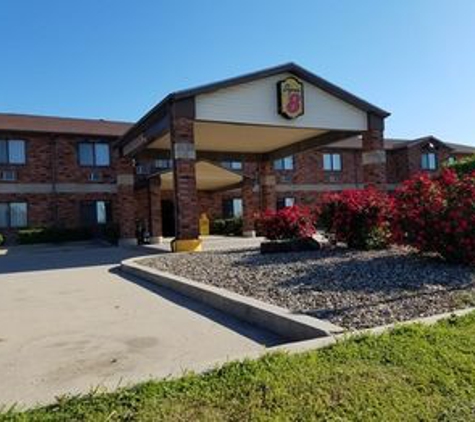 Super 8 by Wyndham Independence - Independence, KS