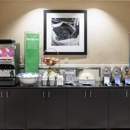 Hampton Inn & Suites Gainesville-Downtown - Hotels