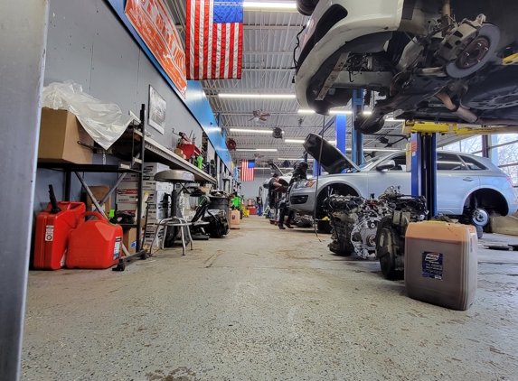 Pioneer Auto Care, LLC - Westland, MI