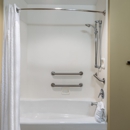 Holiday Inn Express Abrams Hall - Hotels