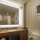 DoubleTree by Hilton Hotel Newark - Fremont