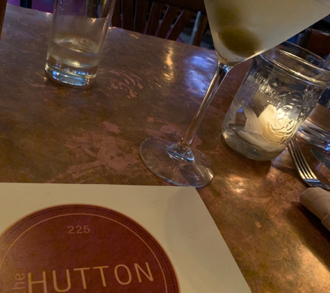 The Hutton Bar & Grill - Jersey City, NJ