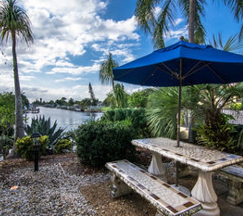 Casa Loma Motel on the Waterfront - Cape Coral, FL