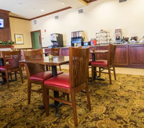 Country Inns & Suites - Meridian, MS