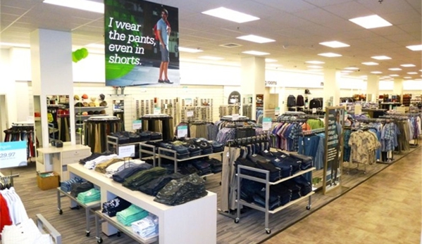 Nordstrom Rack San Leandro - San Leandro, CA