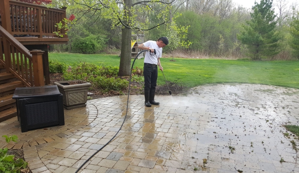 Garys Deck Cleaning - Livonia, MI