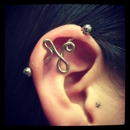 Pendulum Piercing - Body Piercing