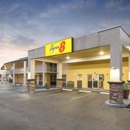 Super 8 by Wyndham Ellenton Bradenton Area - Motels