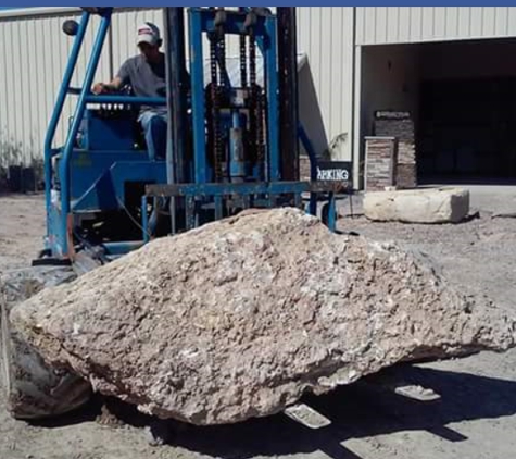 ACE CONSTRUCTION PROJECT MANAGEMENT COMPANY LLC. - Brownsville, TX. Landscape
Boulder 3500lbs