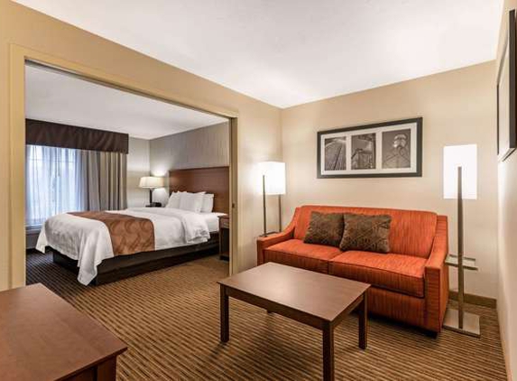 Quality Inn & Suites University Fort Collins - Fort Collins, CO