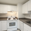 Lakewood Apartments - Apartments