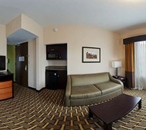 Holiday Inn Express & Suites Atlanta Downtown - Atlanta, GA