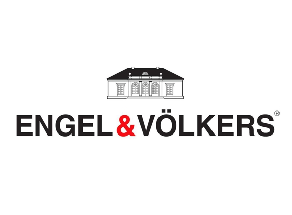 Yolanda Weinberger | Engel & Voelkers Tucson - Tucson, AZ