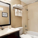 Super 8 by Wyndham Joplin - Hotels