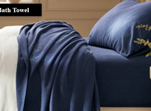 Cloud linen - Thomastown, VIC. Bath Towel