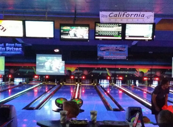 Zodo's - Bowling and Beyond - Goleta, CA